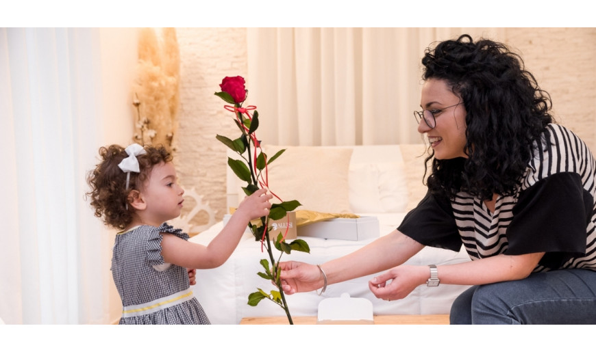 Fiori Festa della mamma: rose e bouquet stabilizzati